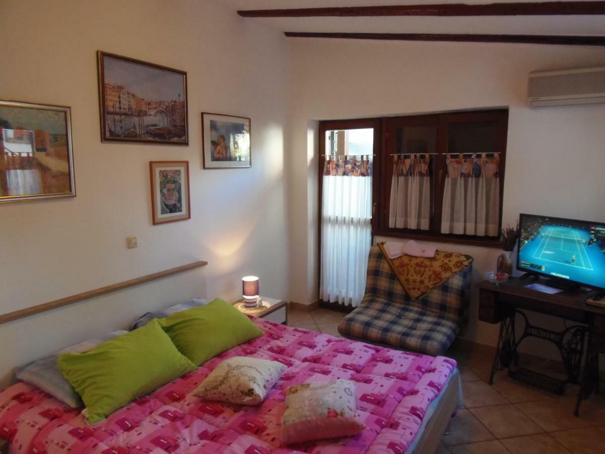 Apartment Noemi Μεντουλίν Εξωτερικό φωτογραφία